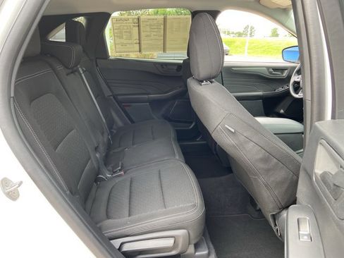 Used 2025 Ford Escape Active AWD/4WD image 14