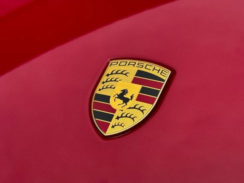 Certified 2025 Porsche Macan GTS image 30