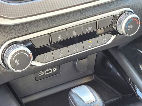 Used 2023 Nissan Altima 2.5 SR image 14