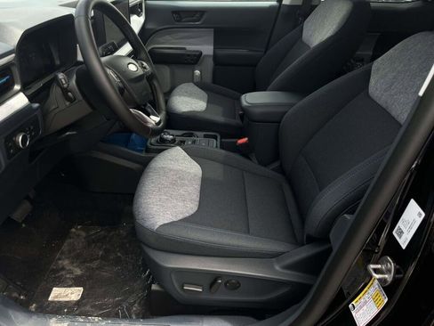 New 2026 Ford Maverick XLT w/ XLT Luxury Package FWD image 15