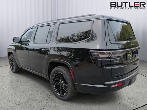 New 2026 Jeep Grand Wagoneer Limited AWD/4WD image 4