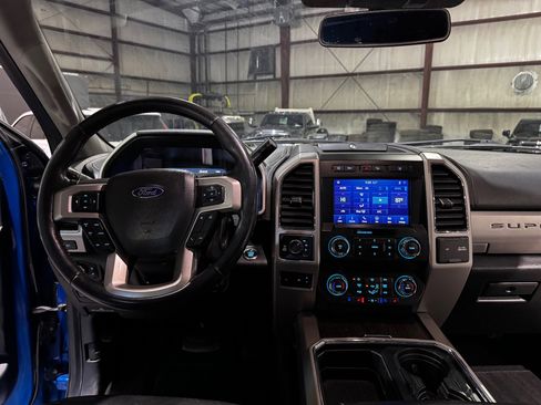 Used 2020 Ford F250 Lariat w/ Lariat Ultimate Package image 29