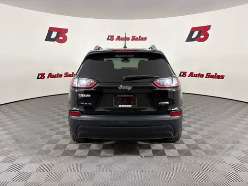 Used 2019 Jeep Cherokee Latitude Plus w/ Comfort/Convenience Group AWD/4WD image 6