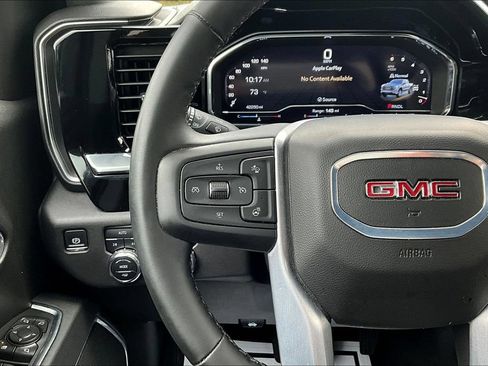 Used 2025 GMC Sierra 1500 SLT AWD/4WD image 12