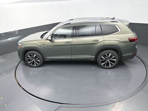 New 2026 Volkswagen Atlas SEL Premium R-Line image 16