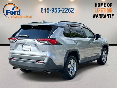 Used 2020 Toyota RAV4 XLE w/ Convenience Package FWD image 5