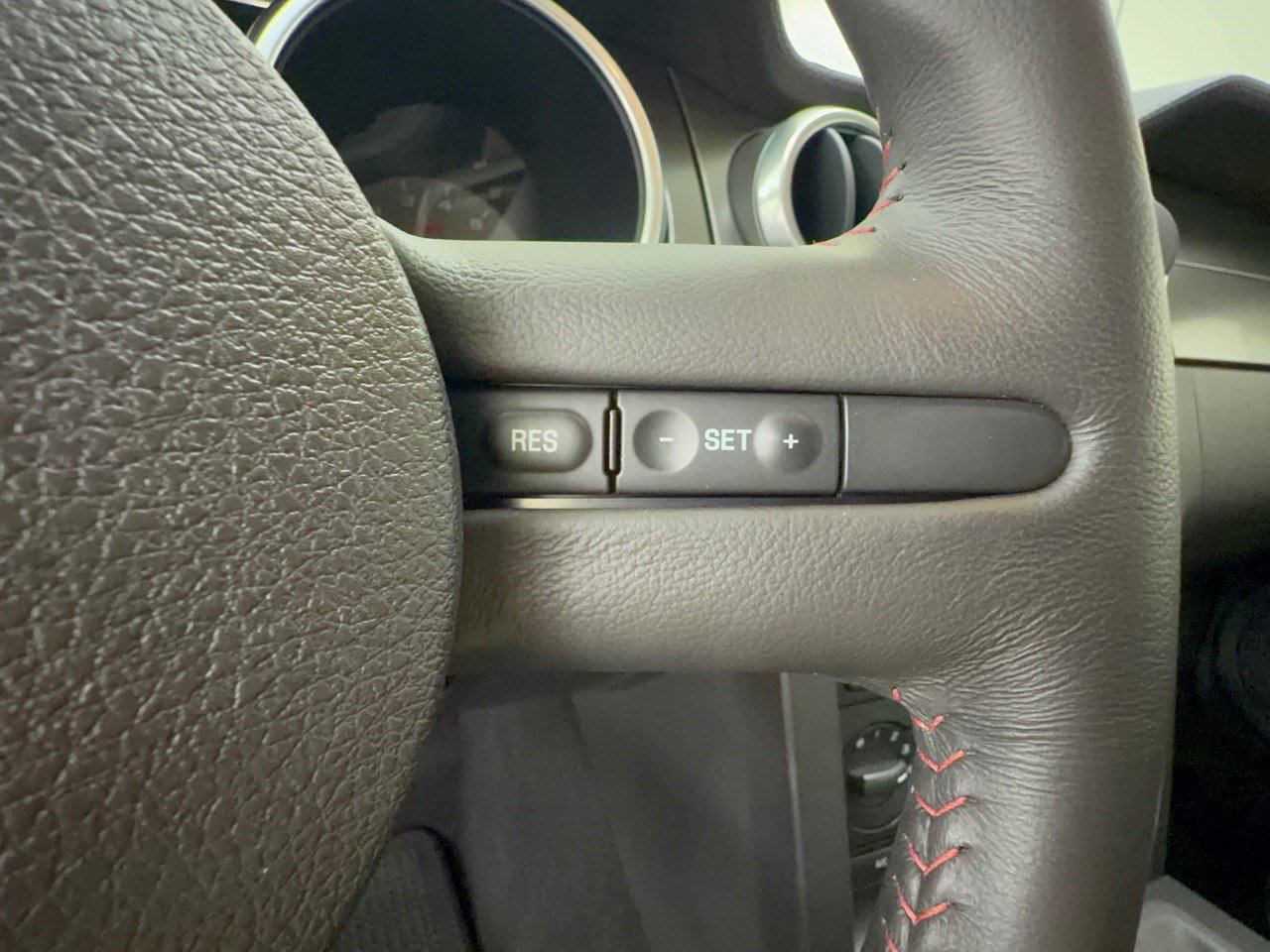 Used 2009 Ford Mustang Shelby GT500 RWD image 19