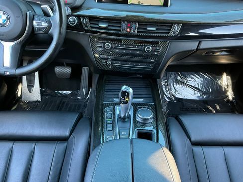 Used 2018 BMW X5 xDrive40e image 11