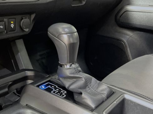 Used 2021 Toyota Tacoma TRD Off-Road image 24