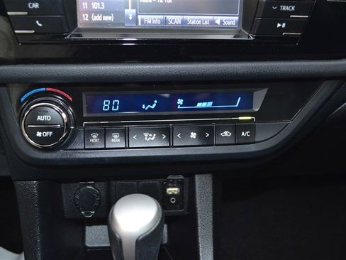 Used 2014 Toyota Corolla S image 17