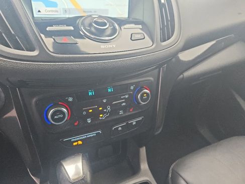 Used 2017 Ford Escape Titanium FWD image 20