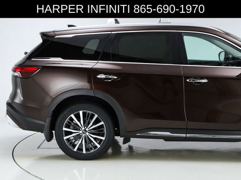Used 2022 INFINITI QX60 Sensory w/ Cargo Package image 12