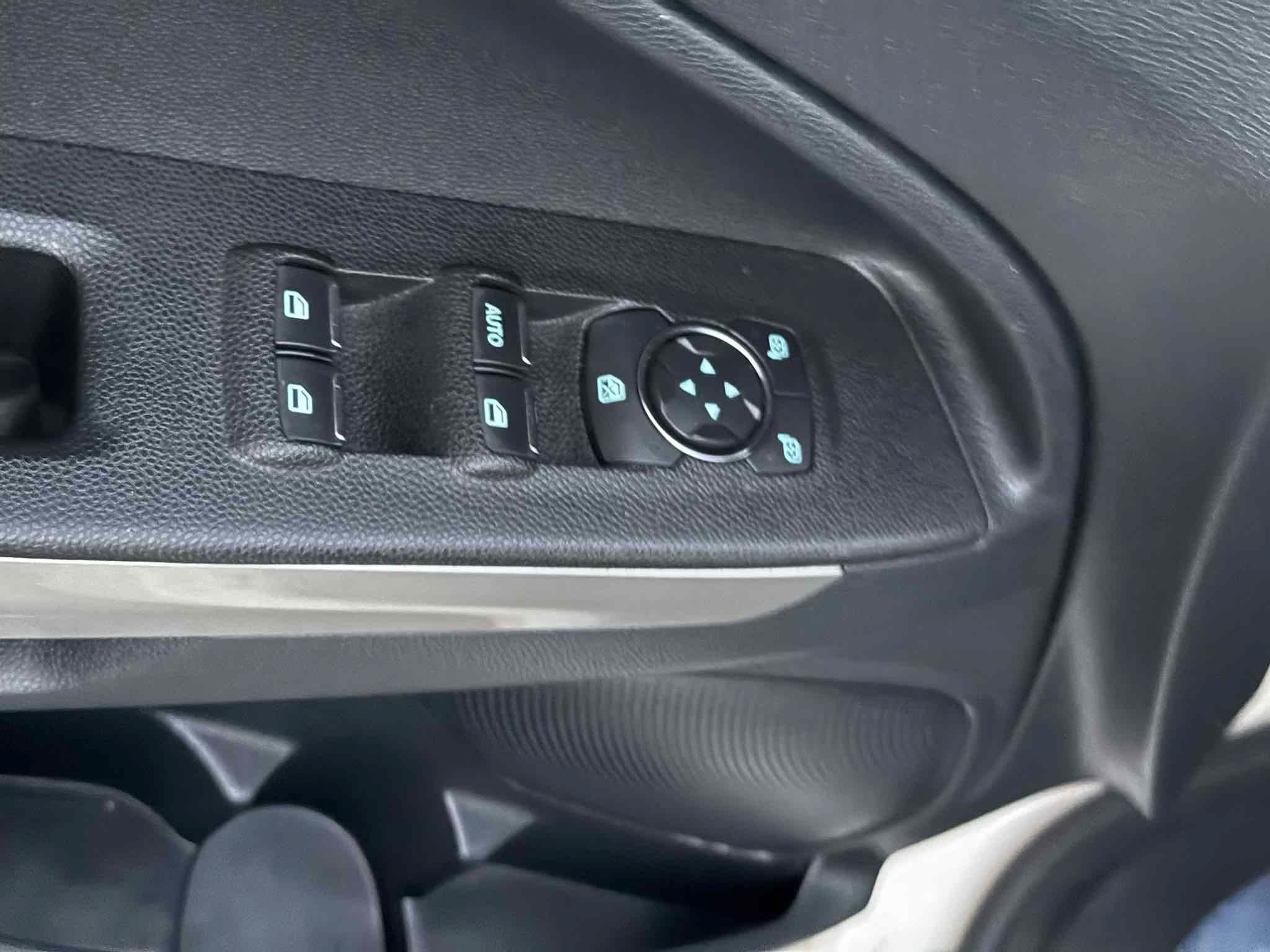 Used 2022 Ford EcoSport Titanium AWD/4WD image 89