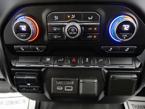 Used 2022 Chevrolet Silverado 2500 LT w/ Convenience Package AWD/4WD image 28
