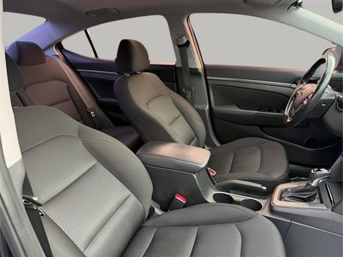 Used 2017 Hyundai Elantra Value Edition image 18