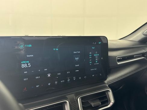 Used 2024 Ford Mustang GT Premium image 16