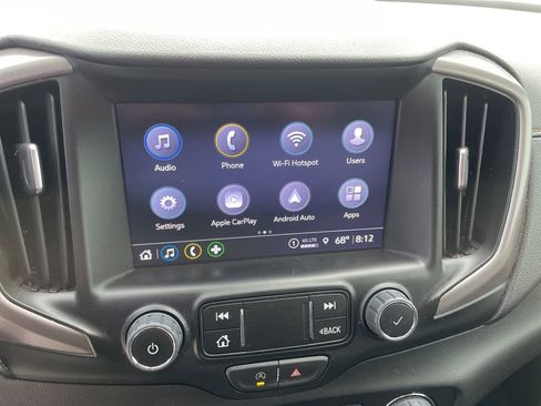 Used 2023 GMC Terrain AT4 image 10