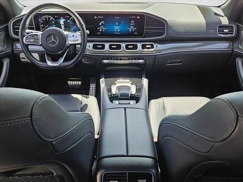 Used 2022 Mercedes-Benz GLS 450 4MATIC image 17