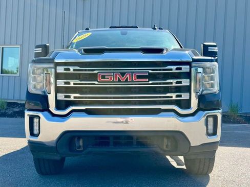 Used 2020 GMC Sierra 2500 SLE w/ X31 Off-Road Package AWD/4WD image 3