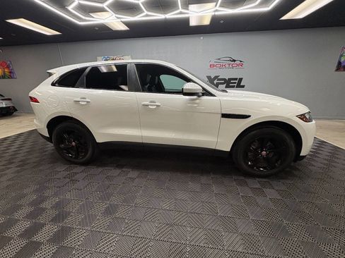 Used 2020 Jaguar F-PACE Premium image 13