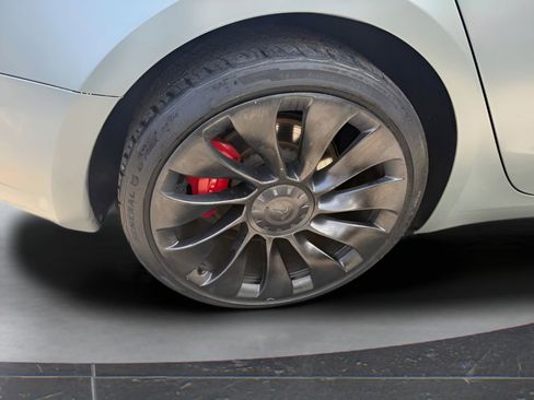 Used 2023 Tesla Model 3 Performance AWD/4WD image 13