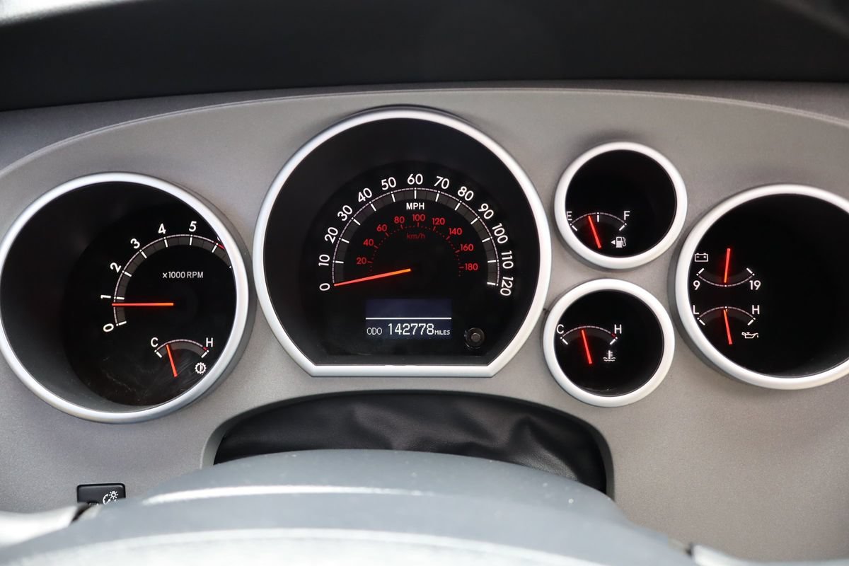 Used 2013 Toyota Sequoia Limited AWD/4WD image 33