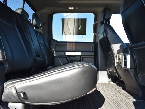 Used 2019 Ford F150 Lariat image 9
