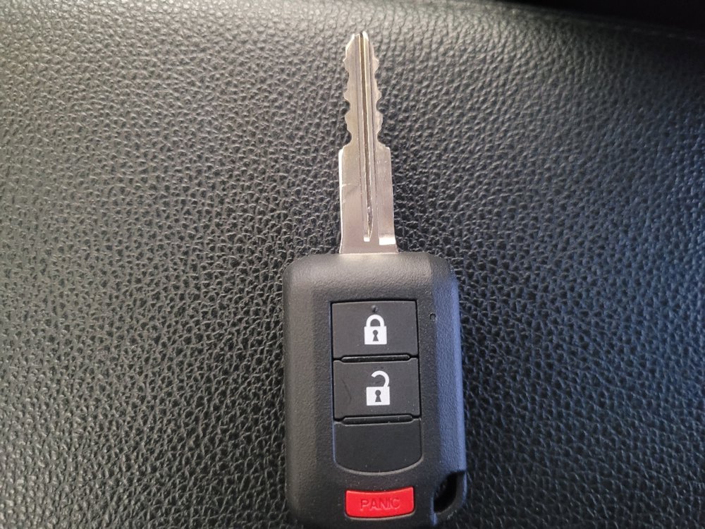 Used 2025 Mitsubishi Outlander Sport AWD image 32