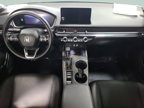 Used 2024 Honda Civic Touring image 2