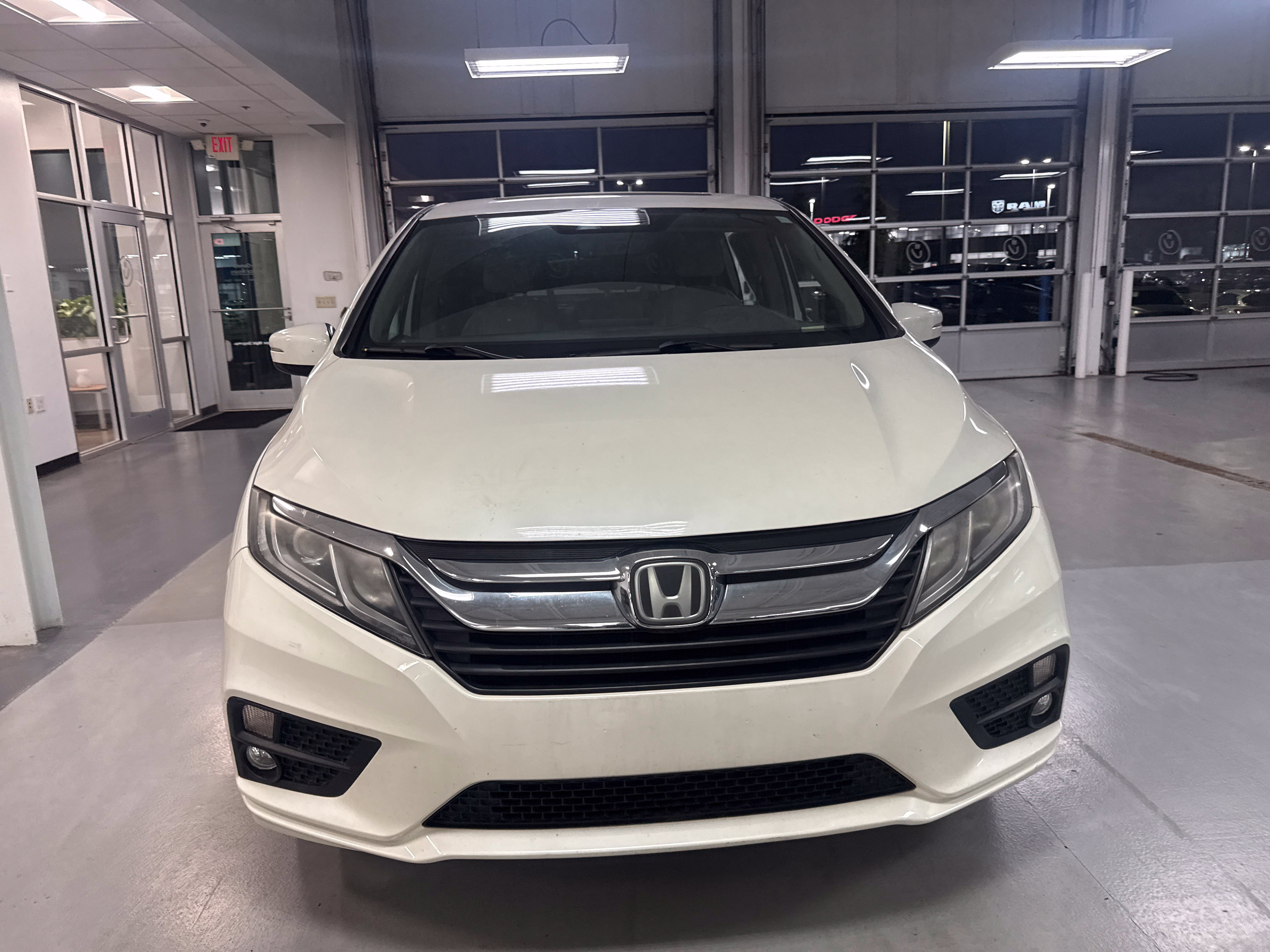 Used 2018 Honda Odyssey EX-L image 18