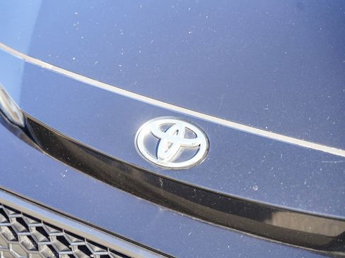 Used 2020 Toyota Corolla SE image 11