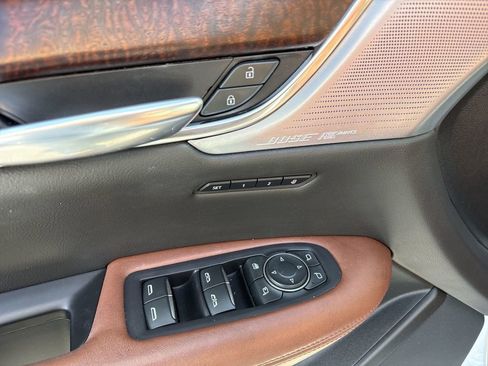 Used 2020 Cadillac XT5 Sportv w/ LPO, Floor Liner Package image 26