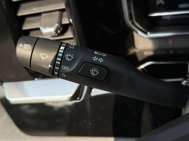 Used 2023 Chevrolet Silverado 1500 LT AWD/4WD image 19