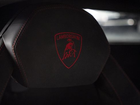 Used 2016 Lamborghini Aventador LP 700-4 AWD/4WD image 32