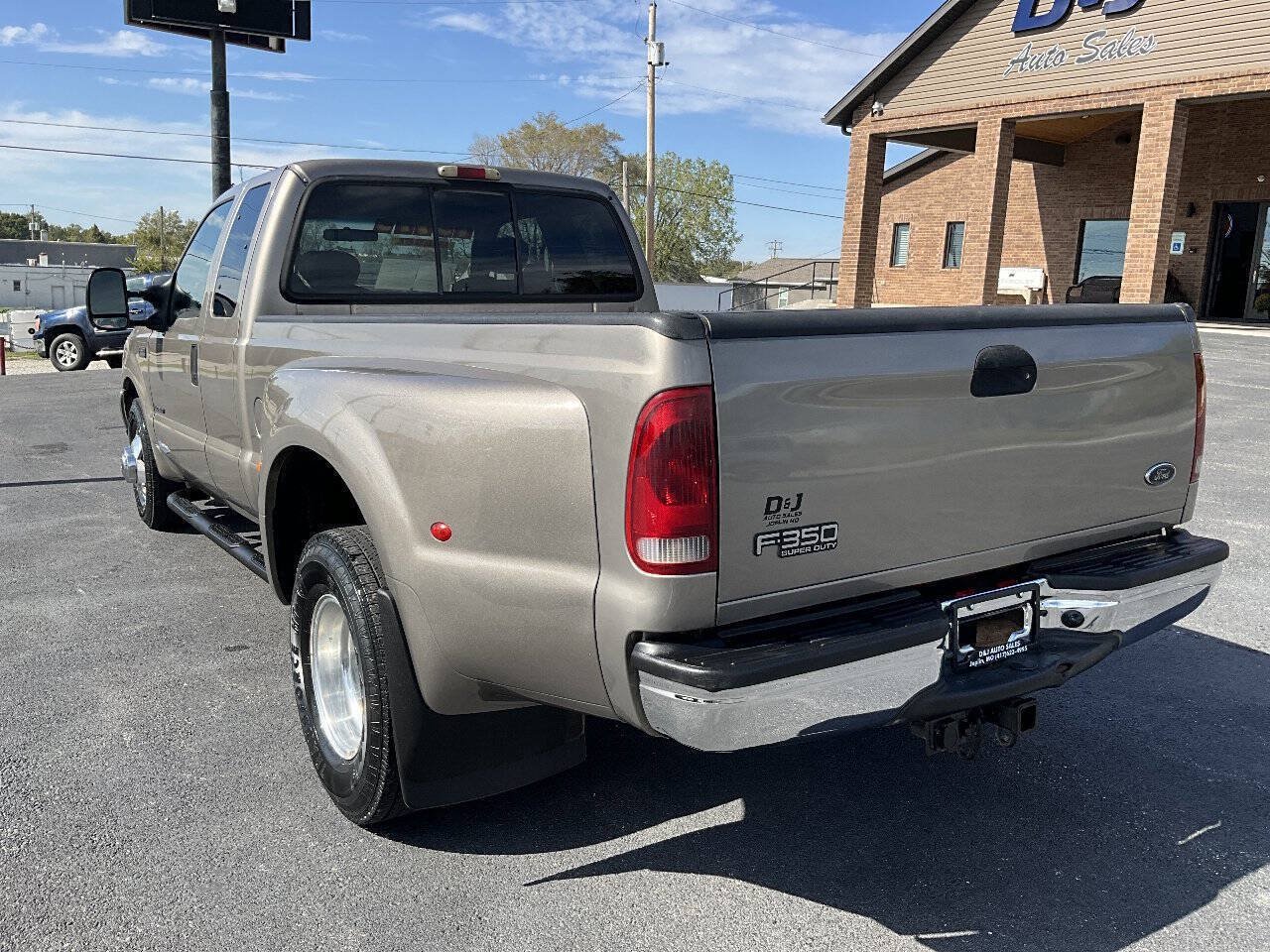 Used 2002 Ford F350 XLT RWD image 3