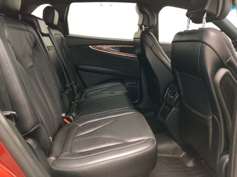 Used 2017 Lincoln MKX Reserve w/ Lincoln MKX Climate Package image 19