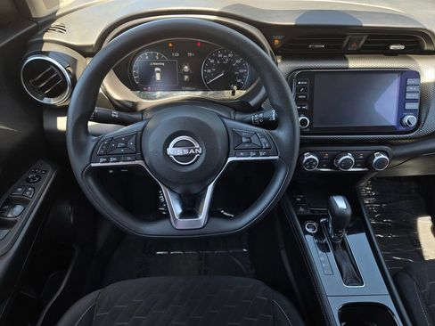 Used 2024 Nissan Kicks SV FWD image 14