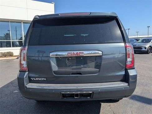 Used 2019 GMC Yukon Denali w/ Denali Ultimate Package image 5