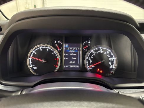 Used 2020 Toyota 4Runner TRD Off-Road Premium w/ Moonroof Package image 21