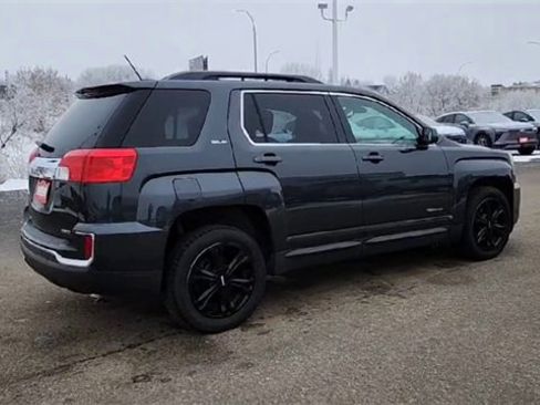 Used 2017 GMC Terrain SLE w/ Driver Alert Package I image 8