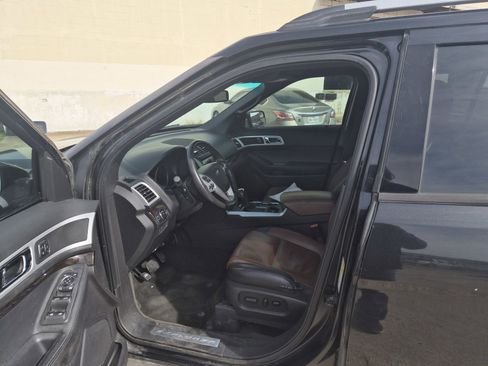 Used 2015 Ford Explorer Limited w/ Equipment Group 301A image 8