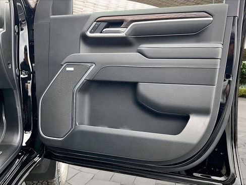 New 2026 GMC Sierra 2500 SLT AWD/4WD image 13