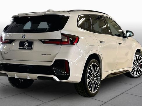 Used 2025 BMW X1 xDrive28i w/ M Sport Package AWD/4WD image 12