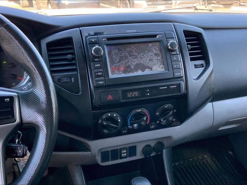 Used 2013 Toyota Tacoma PreRunner image 7