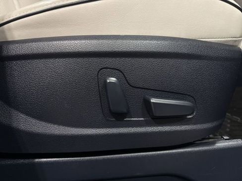 Used 2021 Hyundai Palisade Limited image 35