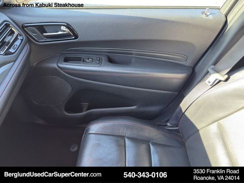 Used 2023 Dodge Durango GT image 29