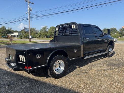 Used 2018 RAM 3500 SLT w/ Luxury Group AWD/4WD image 5