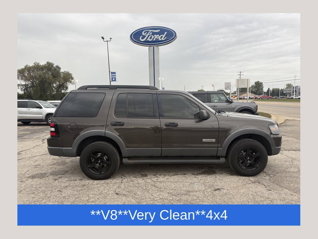 Used 2006 Ford Explorer XLT AWD/4WD image 1