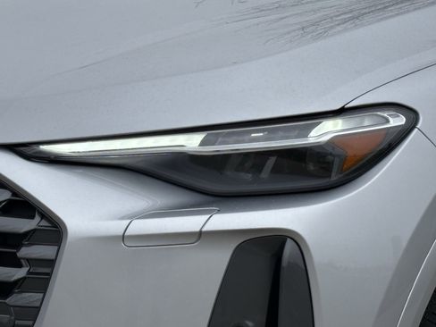 Used 2025 Audi Q5 Premium Plus w/ Premium Plus image 6