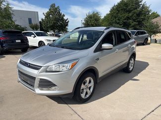 Used 2016 Ford Escape SE w/ SE Leather Comfort Package FWD video 1